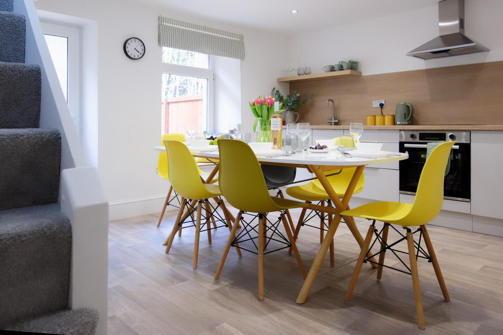 Stayright 3 Bed Home Near Hiking Trails & Parks Llwynypia Экстерьер фото